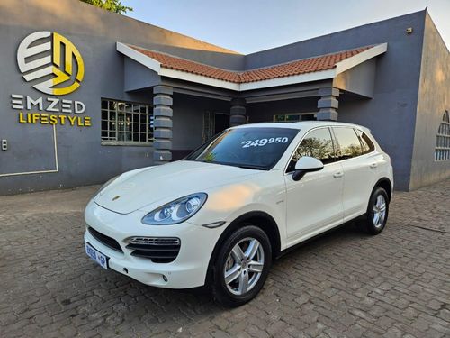 2011 PORSCHE CAYENNE TIPTRONIC (E2)