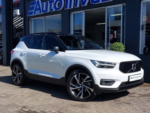 2018 VOLVO XC40 D4 R-DESIGN AWD