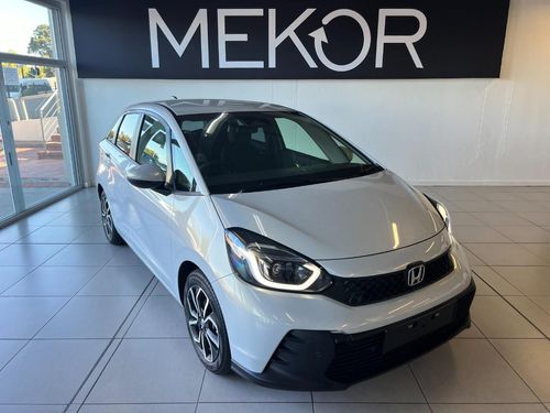 2024 White Honda Fit 1.5 Elegance