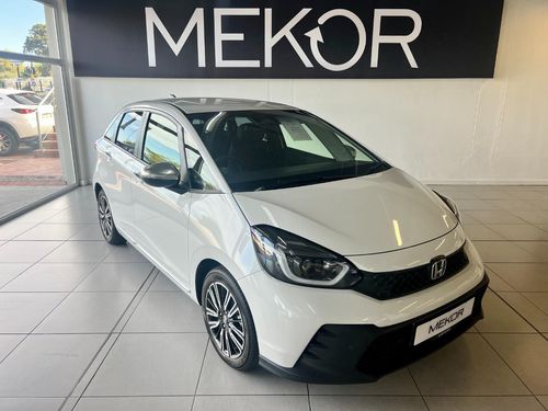 2024 White Honda Fit 1.5 Hybrid E.hev