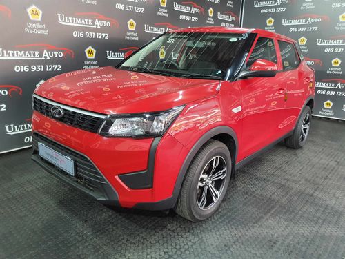 2023 MAHINDRA XUV300 1.2T SE (W4)