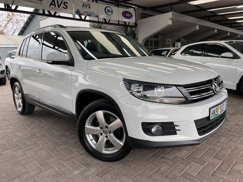 2015 VOLKSWAGEN TIGUAN 2.0 TDI B/MOT TREND-FUN