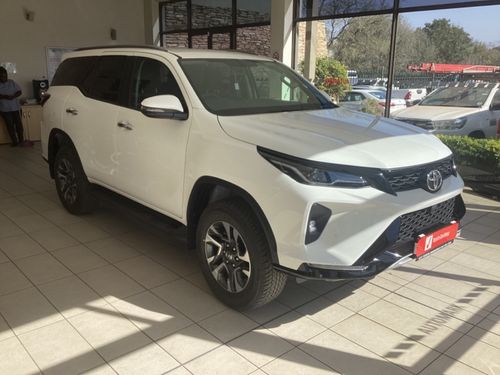 2024 TOYOTA FORTUNER 2.4GD-6 4X4 A/T