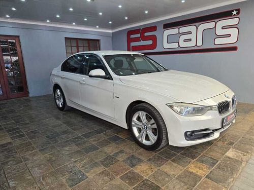 2012 BMW 320i SPORT LINE A/T (F30)