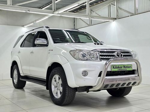 2010 TOYOTA FORTUNER 3.0 D-4D 4X4