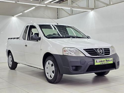 2014 NISSAN NP200 1.6 8V Base