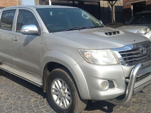 2013 Toyota Hilux 3.0 D-4D Raider Raised Body Double-Cab