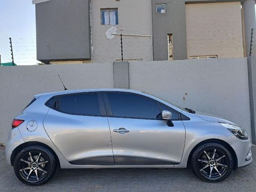 2019 Renault Clio IV 900T Blaze Limited Edition 5-dr (66kW)