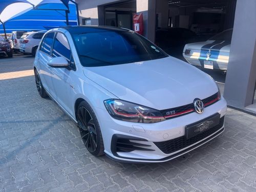 2017 Volkswagen Golf GTi Auto