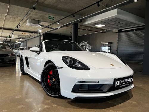 2023 Porsche 718 Boxster