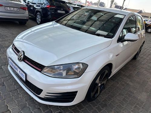 2014 Volkswagen Golf VII GTI 2.0 TSI