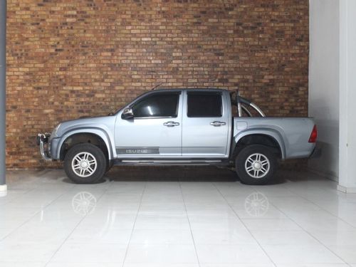 2012 Isuzu KB 300D-TEQ LX Double Cab R154 900