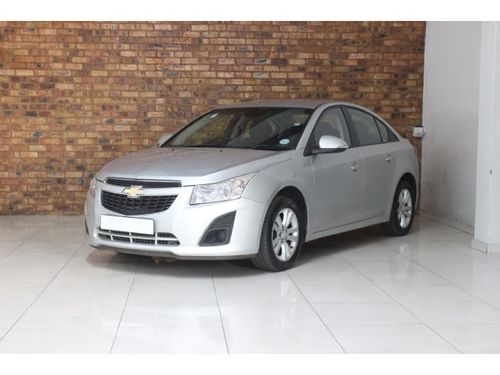 2014 Chevrolet Cruze 1.6 L R89 900