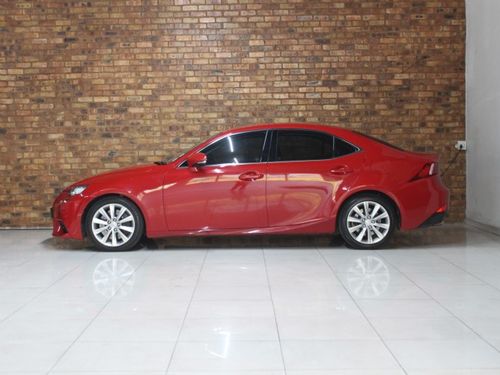 2016 Lexus IS 300T EX R259 900