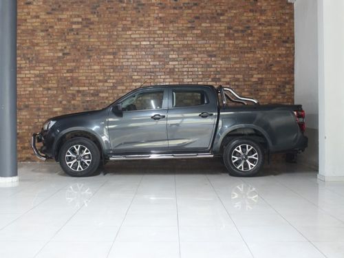 2022 Isuzu D-Max 1.9 Ddi 4X4 Double Cab R489 995