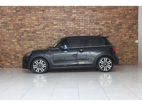 2022 MINI Cooper S Auto R479 995