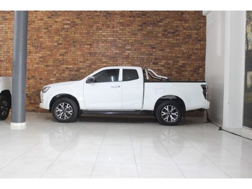 2023 Isuzu D-Max 3.0 DDI HR LSE Extended Cab Auto R559 995