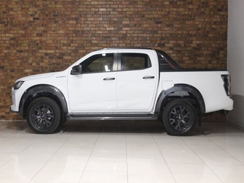 2024 Isuzu D-Max 3.0 Ddi V-Cross Auto Double Cab R789 900