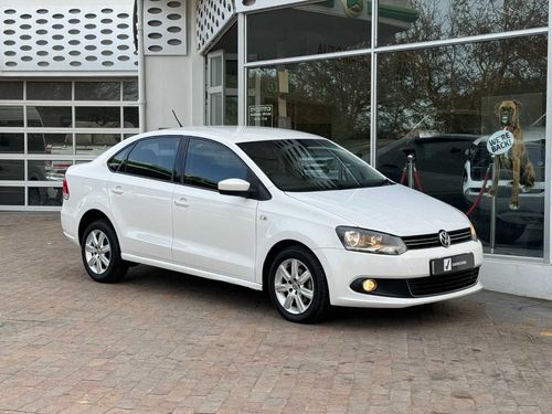 2015 VOLKSWAGEN POLO 1.6 COMFORTLINE