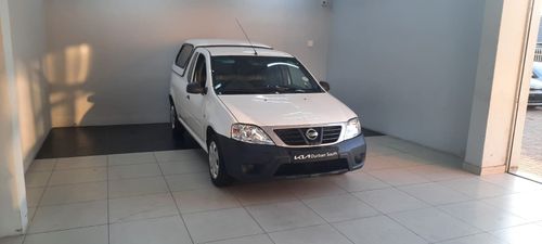 2019 Nissan NP200 1.6 8V Base A/C + Safety Pack