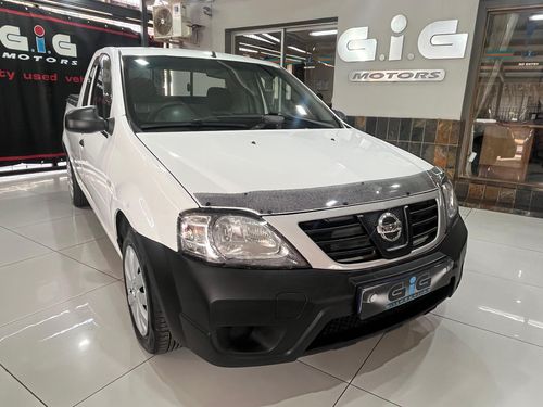 2020 Nissan NP200 1.6 8V Base A/C + Safety Pack