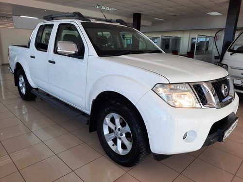 2014 Nissan Navara 2.5dCi double cab LE