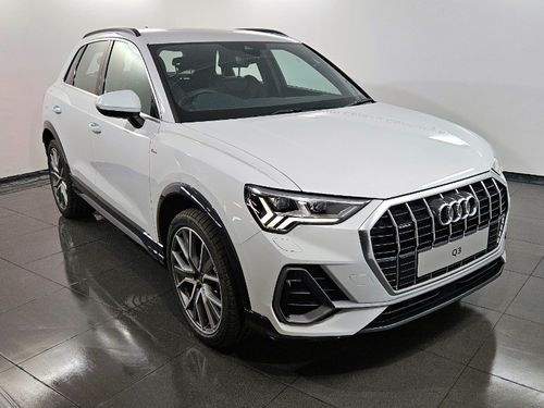 2024 Audi Q3 40 TFSI S Line quattro S Tronic