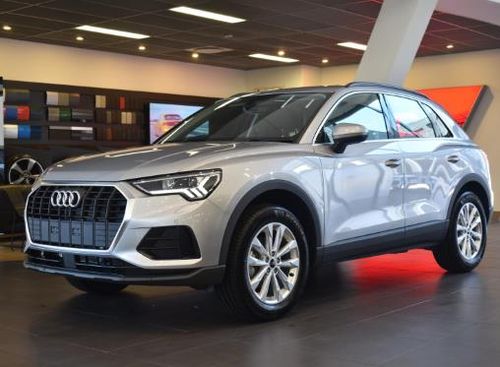 2024 Audi Q3 35 TFSI S Tronic