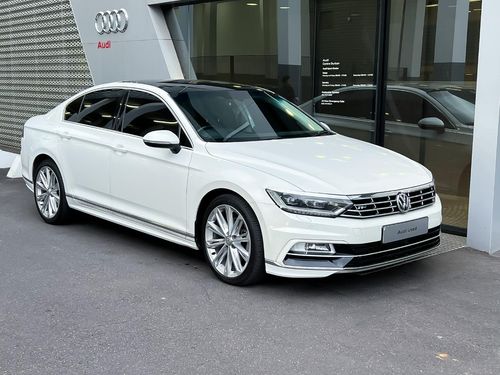 2016 Volkswagen Passat 2.0 TSI Executive DSG