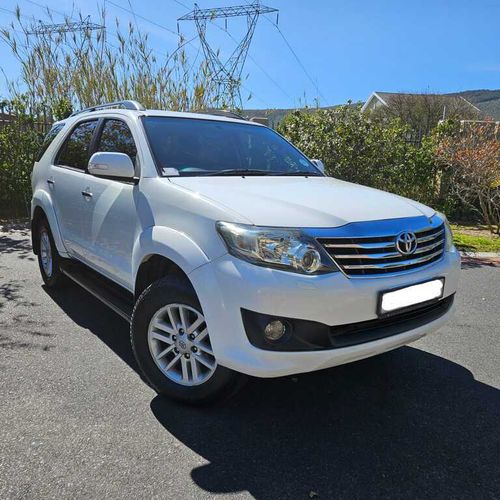 2011 Toyota Fortuner 4.0 V6 A/t 4×4