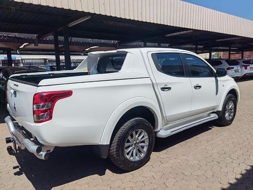 2017 Mitsubishi Triton 2.4 Di-Dc Auto Double-Cab