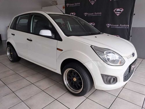 2014 FORD FIGO 1.4 AMBIENTE