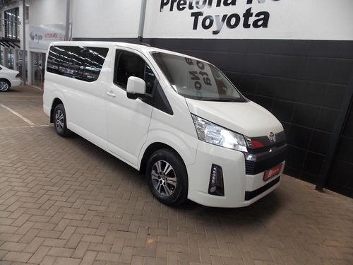 2022 Toyota Quantum 2.8 LWB Bus 11-Seater GL