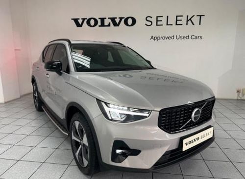 2024 VOLVO XC40 B4 PLUS DARK GEARTRONIC (MILD HYBRID)