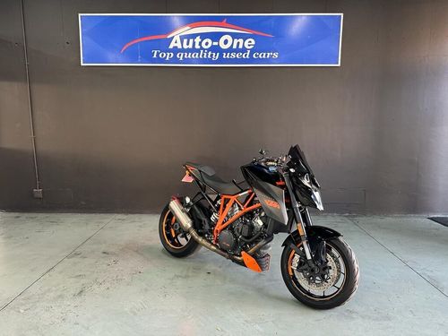 2015 KTM 1290 SUPER DUKE R