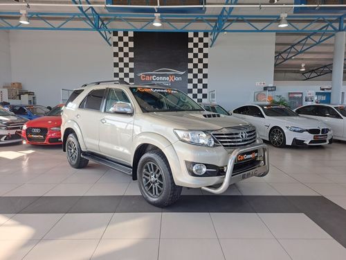 2014 TOYOTA FORTUNER 3.0D-4D R/B