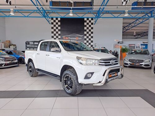 2017 TOYOTA HILUX 2.8 GD-6 RAIDER 4X4 A/T P/U D/C