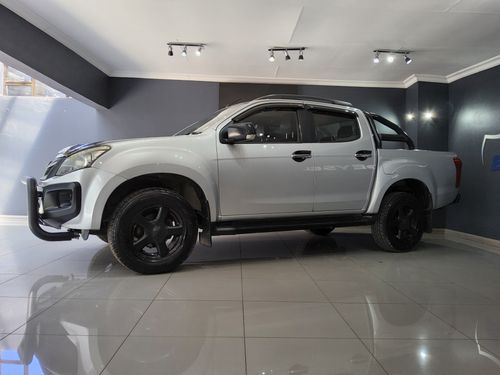 2019 Toyota Hilux 2.8 GD-6 Raised Body Legend 4x4 Auto Double-Cab