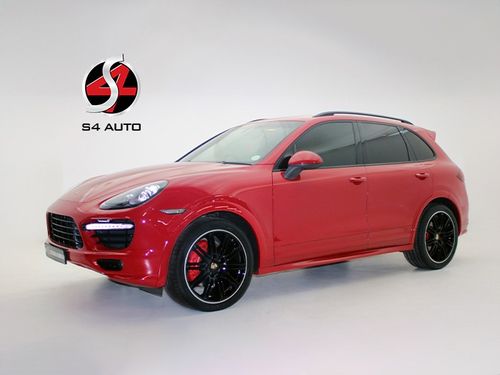 2013 PORSCHE CAYENNE GTS TIPTRONIC (E2)