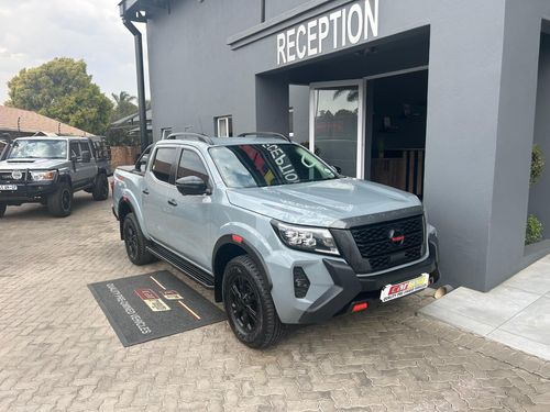 2022 Nissan Navara 2.5DDTi Double Cab PRO-2X