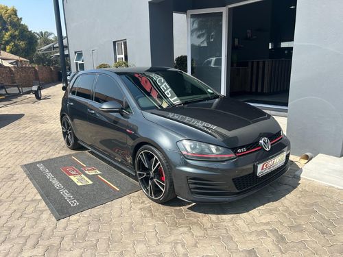 2014 Volkswagen Golf GTi Auto