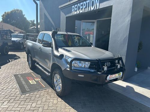 2016 Toyota Hilux 2.8GD-6 Xtra cab 4x4 Raider