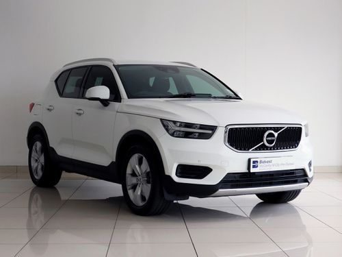 2021 VOLVO XC40 D4 MOMENTUM AWD GEARTRONIC