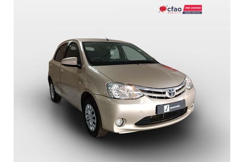 2015 Toyota ETIOS HATCH 1.5 XS