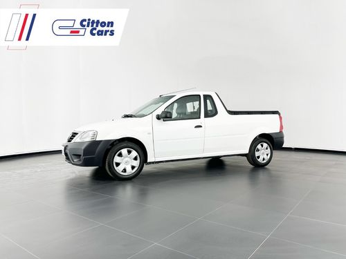 2022 Nissan NP200 1.6i Safety Pack