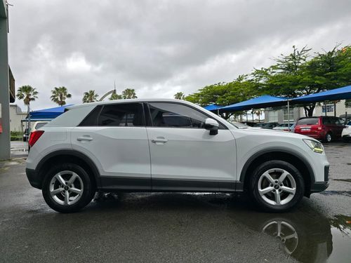 2020 AUDI Q2 30tfsi lite edition