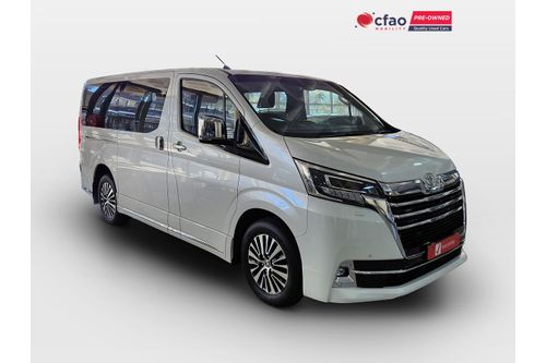 2022 Toyota QUANTUM 2.8 LWB BUS 6-SEATER VX PREMIUM