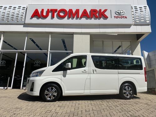 2022 Toyota Quantum 2.8 LWB Bus 11-Seater GL