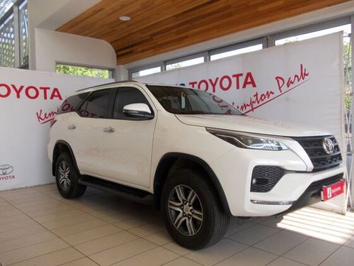 2022 TOYOTA FORTUNER 2.4GD-6 R/B A/T