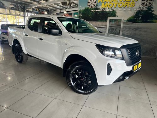 2024 Nissan Navara 2.5DDTi Double Cab SE